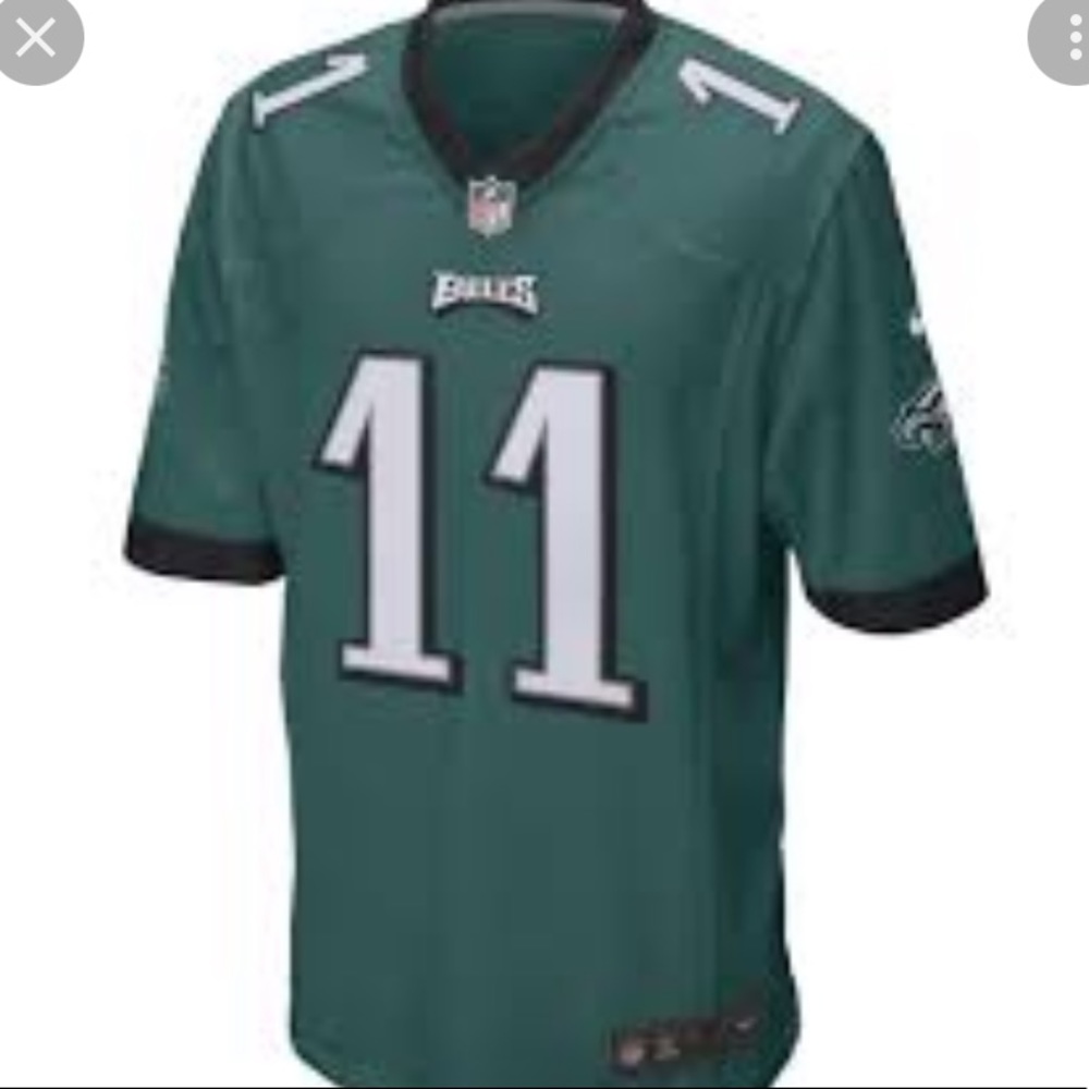 Official NFL Nike Carson wentz jersey. Size medium